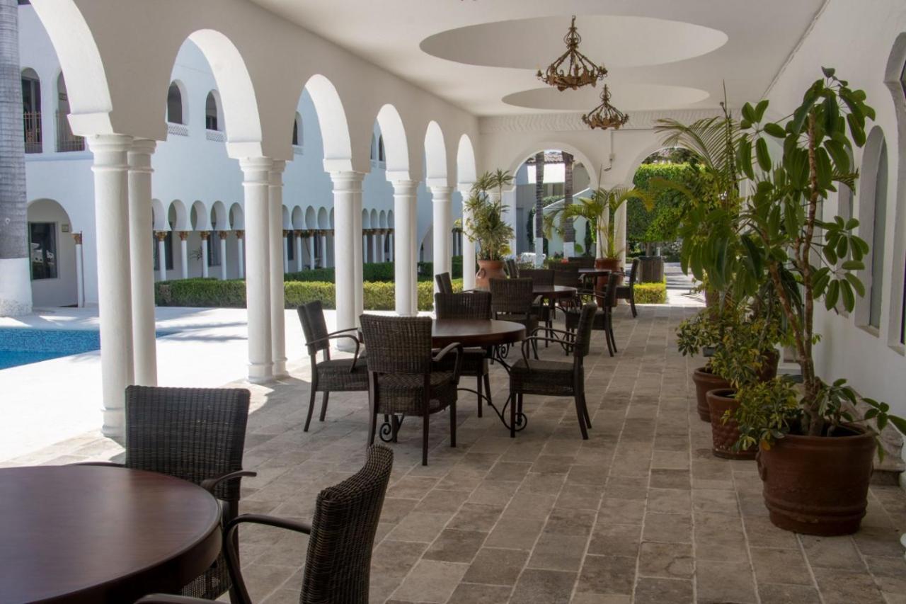 Hotel Aldea Del Bazar 4*