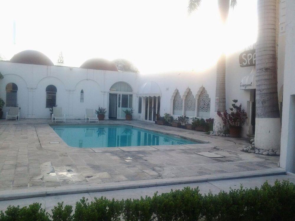 Hotel Aldea Del Bazar 4*